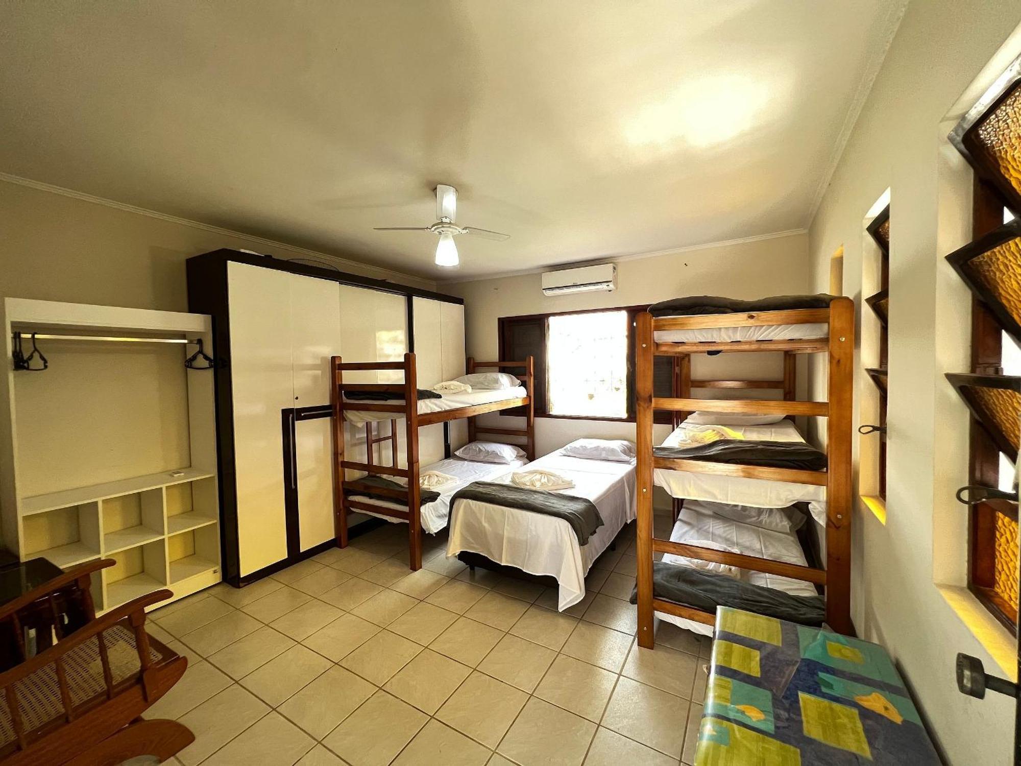 Casa Agradavel Com Piscina, A Poucos Passos Da Praia Peruíbe 외부 사진