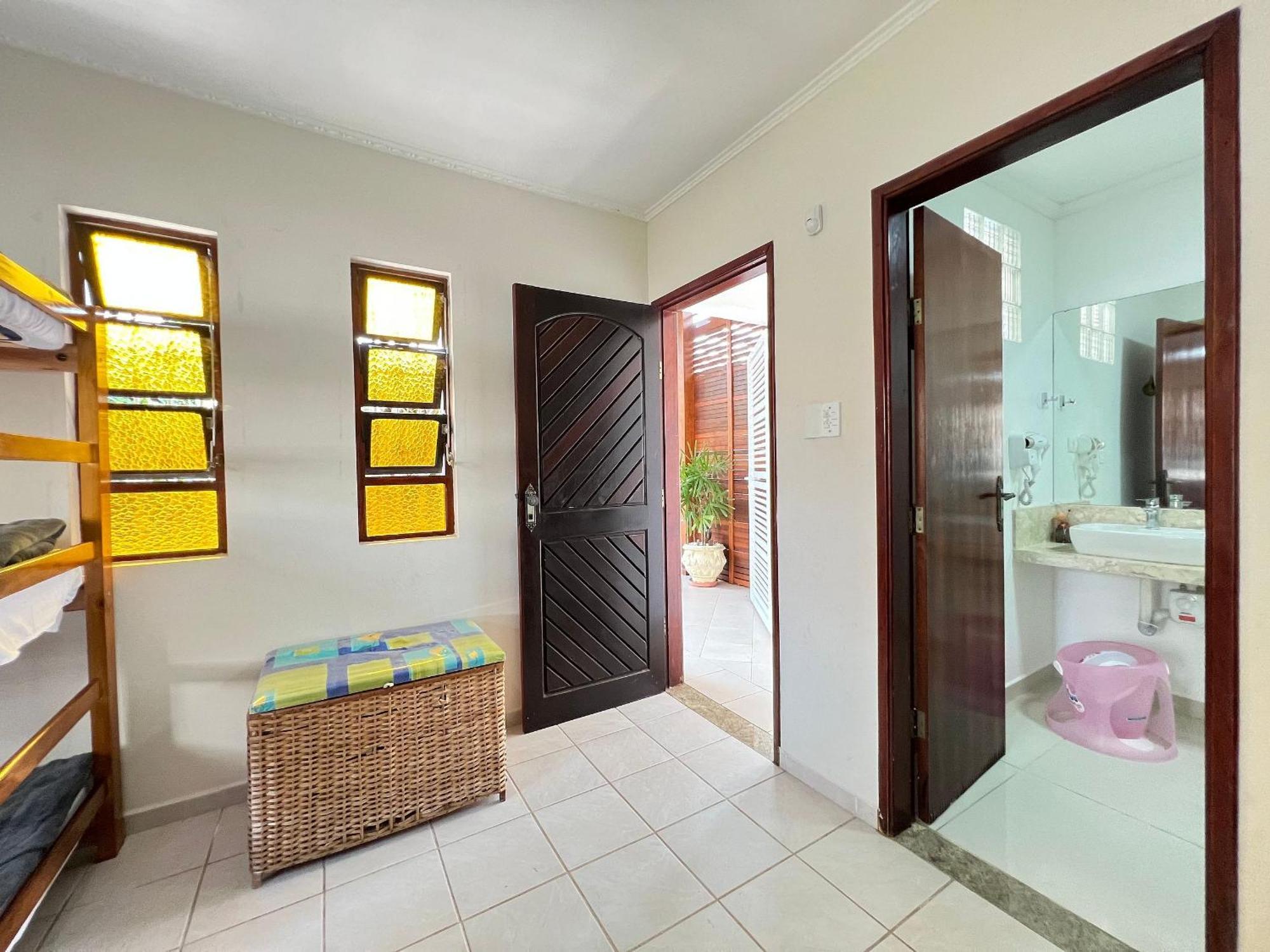 Casa Agradavel Com Piscina, A Poucos Passos Da Praia Peruíbe 외부 사진