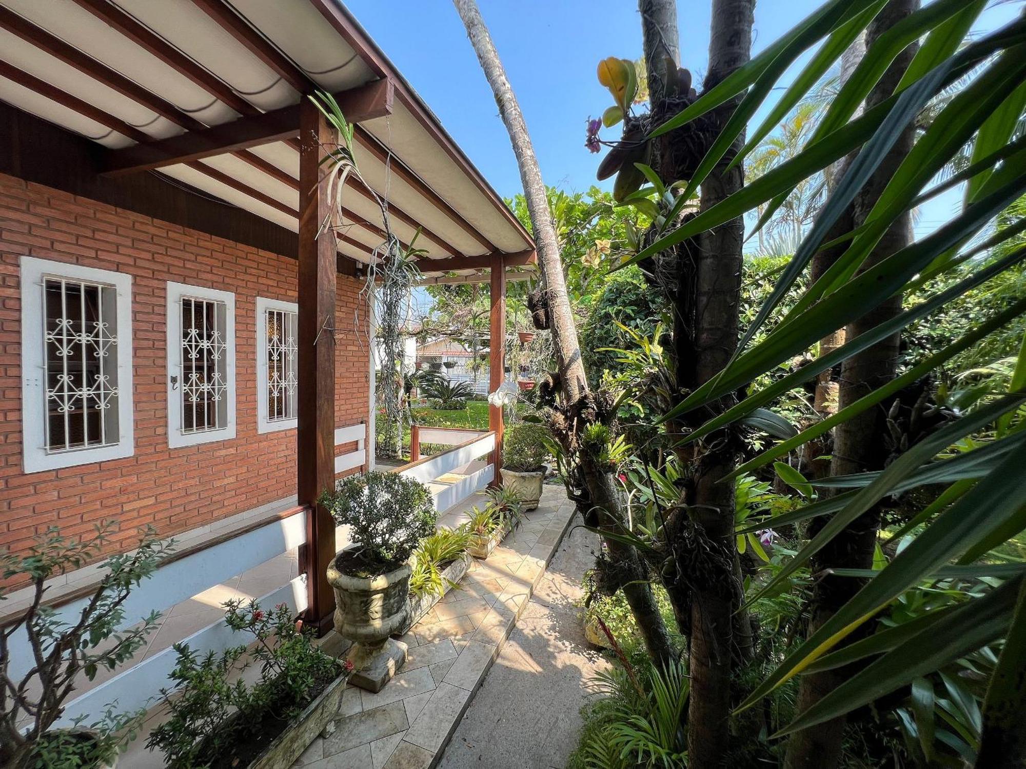 Casa Agradavel Com Piscina, A Poucos Passos Da Praia Peruíbe 외부 사진